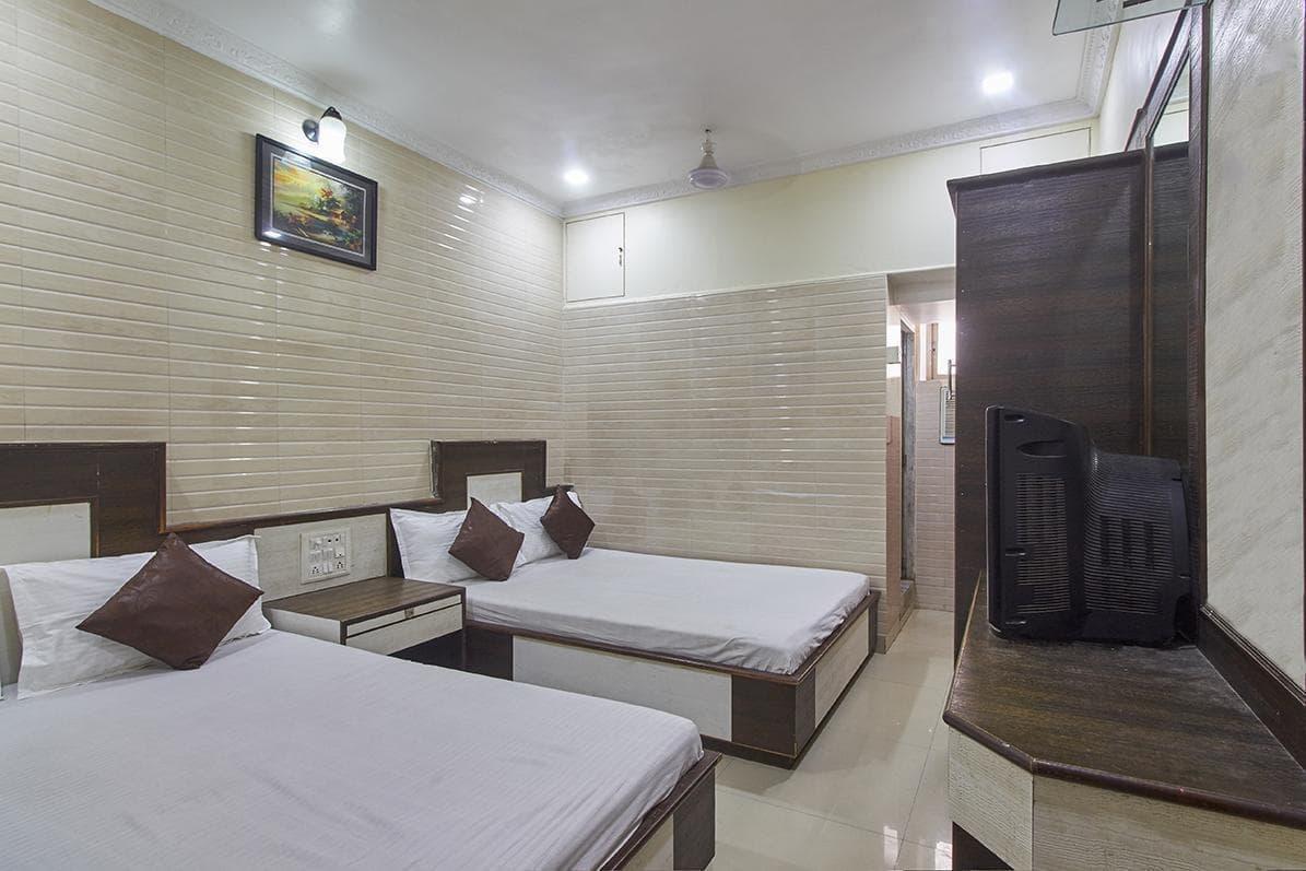 Plaza Guest House Mumbai Dış mekan fotoğraf